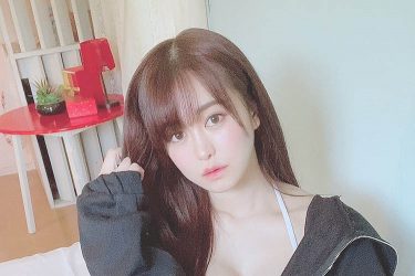 伊藤しずな、ボリューム美バストと透き通る白肌で魅惑