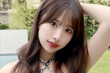 藤川らるむ、グンバツボディで夏女代表に名乗り