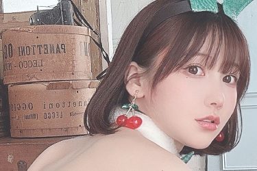 けんけん、激甘のビッグヒップ…クリームソーダに変身