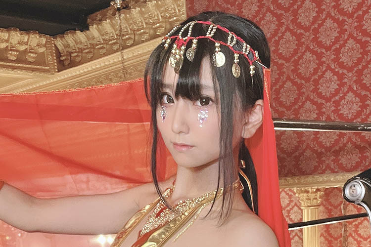 柳丸、極小アラビア風ビキニで輝く美ボディ露出の画像1