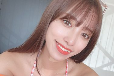 高梨瑞樹、ハツラツたわわビキニカット