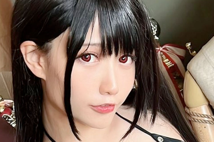 篠原みなみ、過激な女王様コスでドSモード全開の画像1