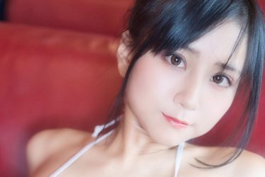 柳丸、驚異の板チョコ美ボディ