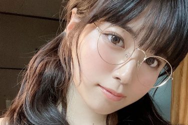 東雲うみ、純朴に迫りくる美バスト