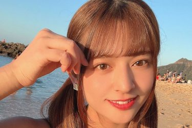 徳江かな、CKビキニで輝く美ボディ