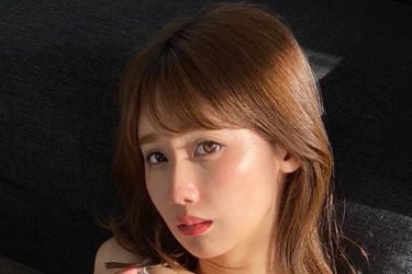 相原美咲、純白バストを鷲掴み