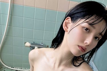 森嶋あんり、風呂場の艶ビキニ