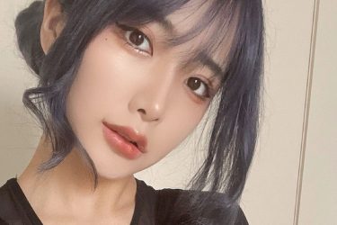 yunocy、衝撃の透けビジュアル