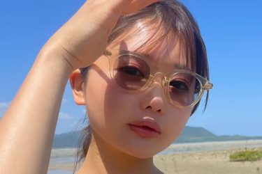 藤田もも、日焼け跡キラリの夏美女