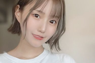 伊関あみ、イタズラな誘惑おぱんつ