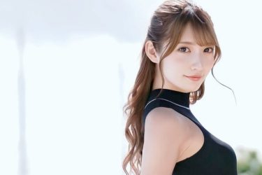 乃木結夢、完璧な美貌と絶対の美脚