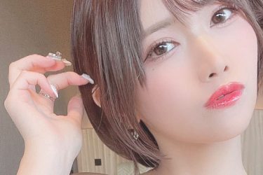 相良ましろ、熱海のランジェリー美女