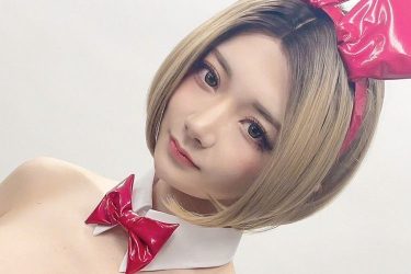 尊みを感じて桜井、つよつよ赤バニー