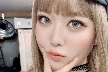 東雲うみ、金髪ギャル転生