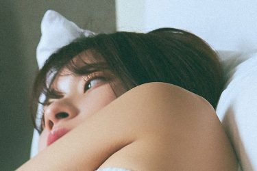 紅羽りおの「何気ない日常」ランジェリー