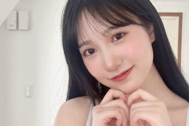 横野すみれ、微笑みの絶品ボディ