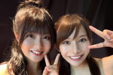 原つむぎ&琴井ありさ、Wピースで美ボディ炸裂