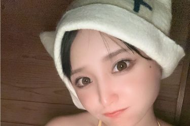 赤羽もも、ととのうバストに熱視線