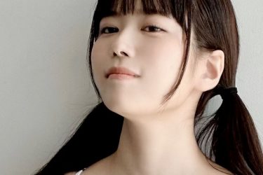 東雲うみ、少年誌に舞い降りた二刀流の女神