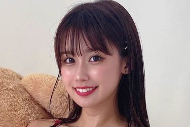 相原美咲、テディと艶やかツーショット