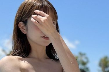 紅羽祐美、万バズ大反響の超スケスケM字