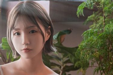 伊関あみ、癒しのあぐらポスト