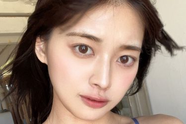 藤田いろは、大人の色香漂うバストアップ