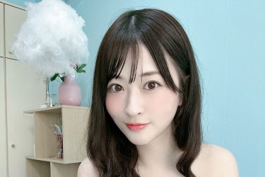 メイリ、ポロリ寸前…危ういバスト