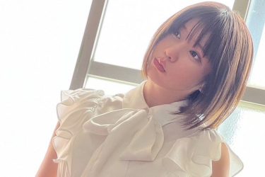 えなこ、セルフおぱんちら