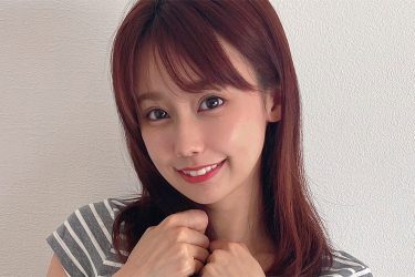 相原美咲、ぎゅ〜〜ッと谷間の曲線美