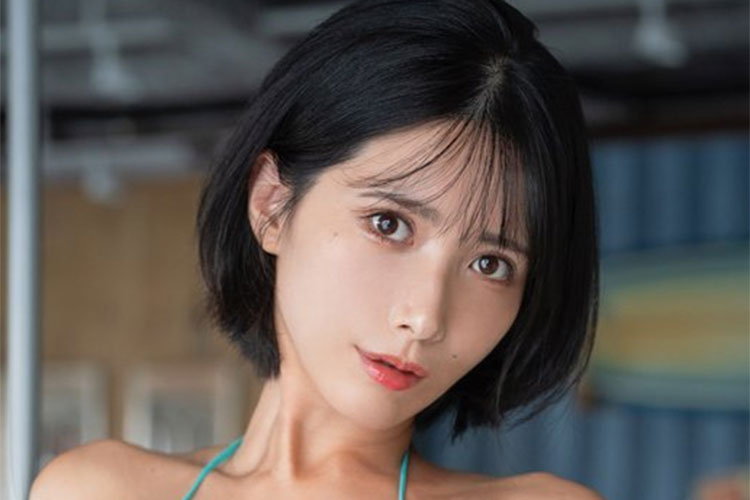 JILL、行方が気になる…ほどけ紐ビキニの画像1
