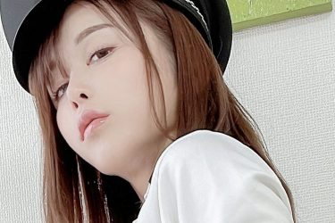 いくみ、ミニパンツポリスDEデカヒップ