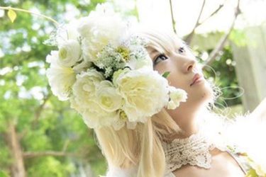 火将ロシエル、まるで天使…芸術的グラビア