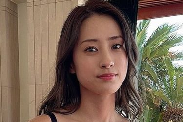 澄田綾乃、妖艶なメリハリ美ボディ