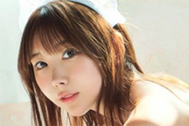 日向葵衣、極上の桃尻ここに