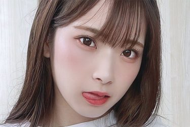 紅羽りお、舌ペロ&下パイの遅刻ポスト