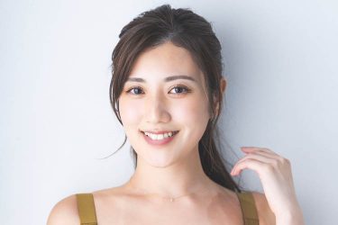 草野綾、ド迫力「メロンカップ」でファン圧倒