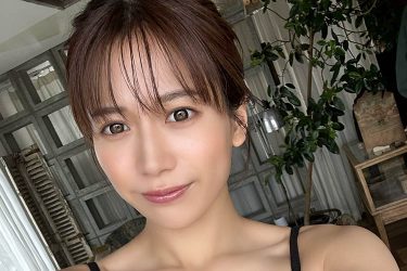 桜りん、ランジェリー姿で圧巻の美ボディ