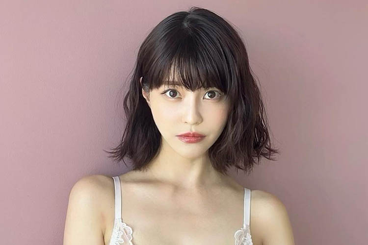 岸明日香、ランジェリー姿で別格の美ボディの画像1