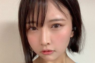 橋本ひかり、穴あき競泳水着で「むにむに」の誘惑