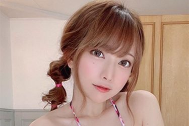 宮本彩希、キュートにむぎゅッと