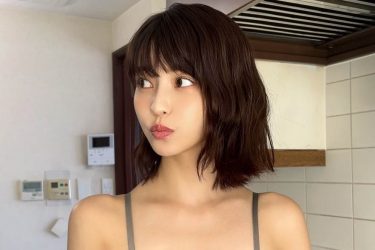 岸明日香、驚愕のパーフェクトボディ