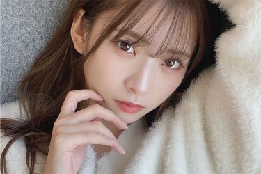 紅羽りお、甘え上手の彼女