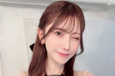 名取くるみ、丸あきボリューミー