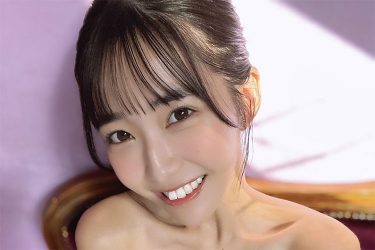 天羽希純、微笑みのボリューミー