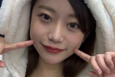 佐野なぎさ、年女のキュートなうさぎ姿