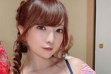 宮本彩希、はだけ浴衣で「うしろにいるのだーれだ」