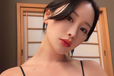 福江ななか、浴衣から艶ランジェリーのギャップ