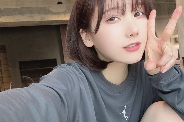 けんけん、ピースサインと魅惑の隙間