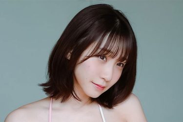 伊織もえ、透き通る肉体美